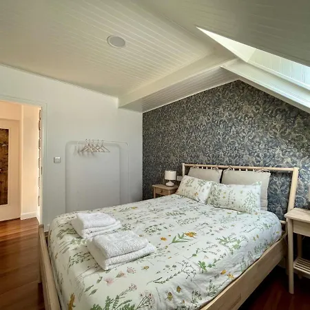 Apartamento Soleado Duplex En El Corazon De Compostela Santiago de Compostela